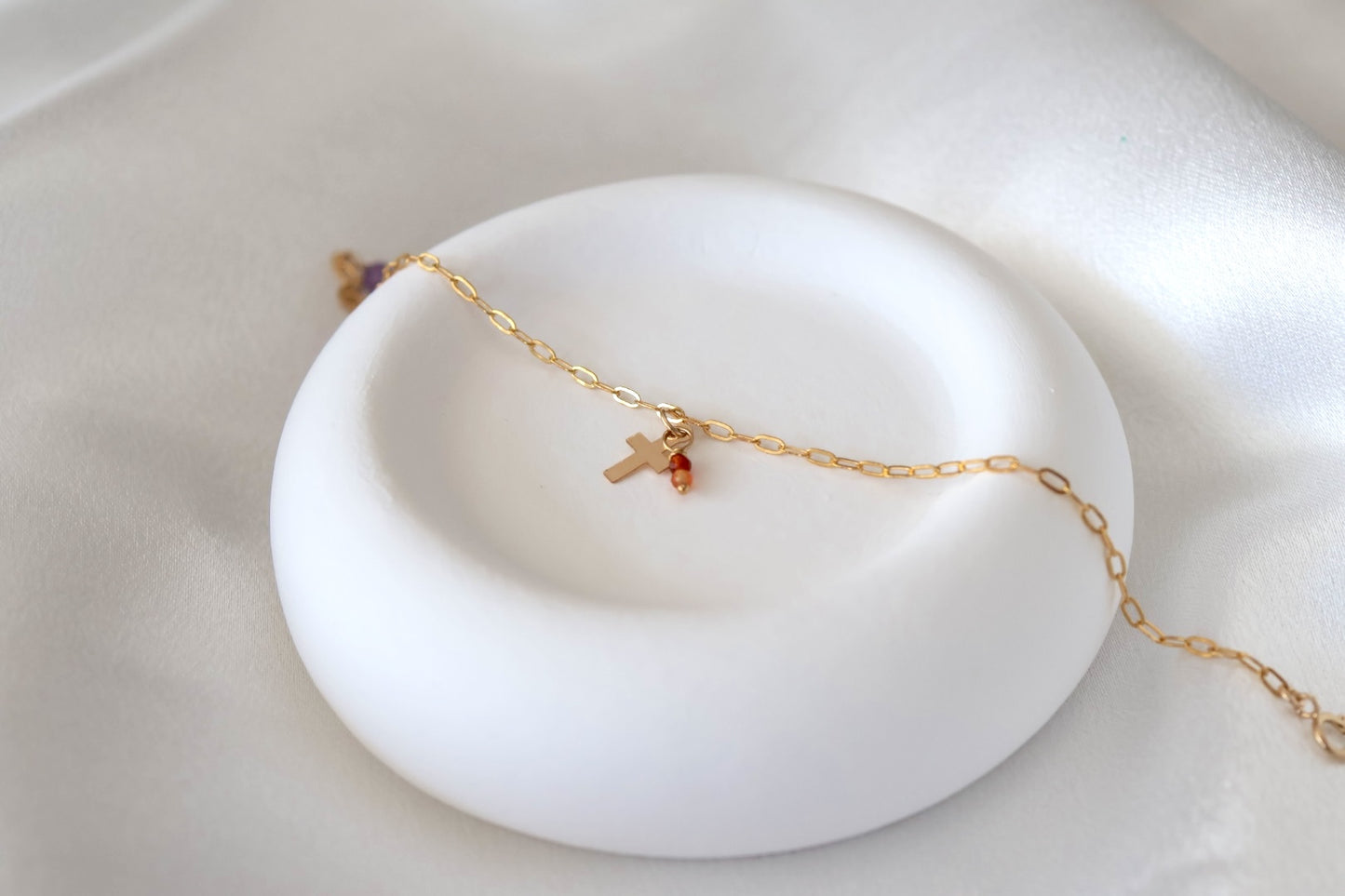 Bracelet en gold filled croix chrétienne