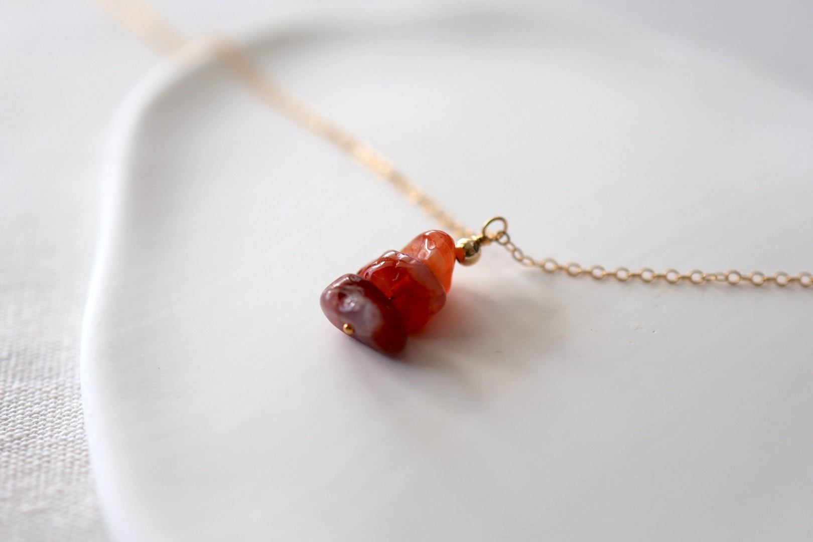 Conseils d'entretien des bijoux en gold filled et perles semi-précieuses
