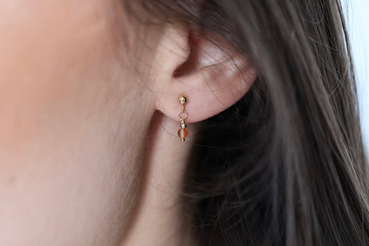 Boucles d'oreilles puce en cornaline et gold filled