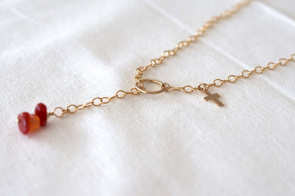 Collier en gold filled avec pendentif croix chrétienne 